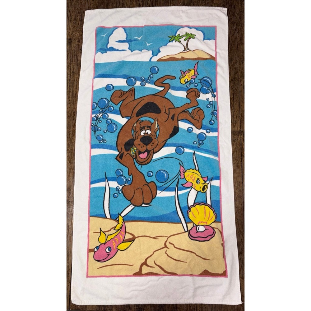 Vintage 2002 Scooby doo beach towel